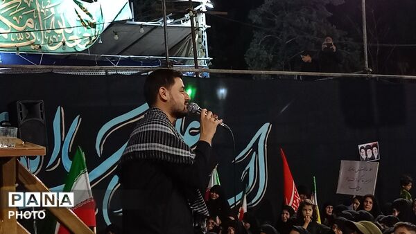 عزاداری شب هفتم محرم در کف خیابان های کاشمر