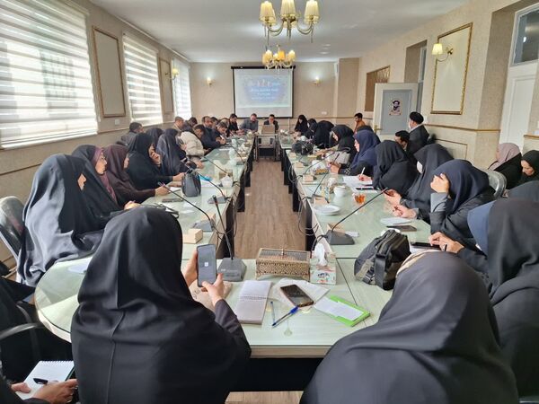 جلسه معاونین پرورشی ناحیه 5 مشهد