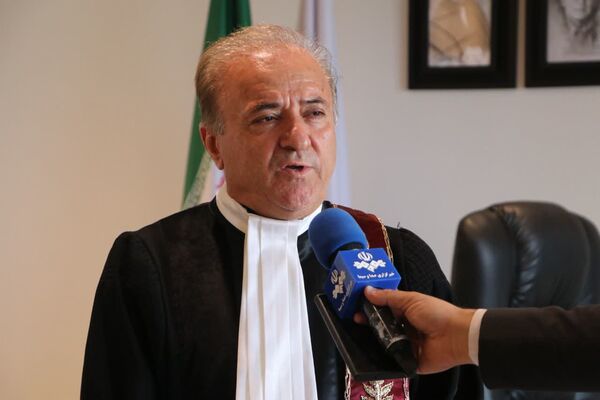 نشست خبری هیأت مدیره کانون وکلای دادگستری فارس و کهگیلویه بویر احمد با اصحاب رسانه