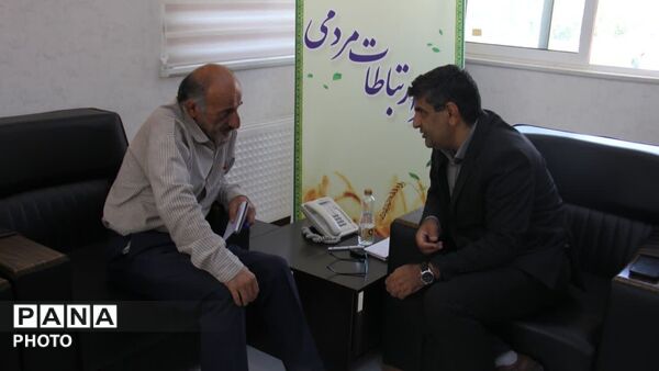سنتِ خدمت در ایستگاهِ ارتباطات