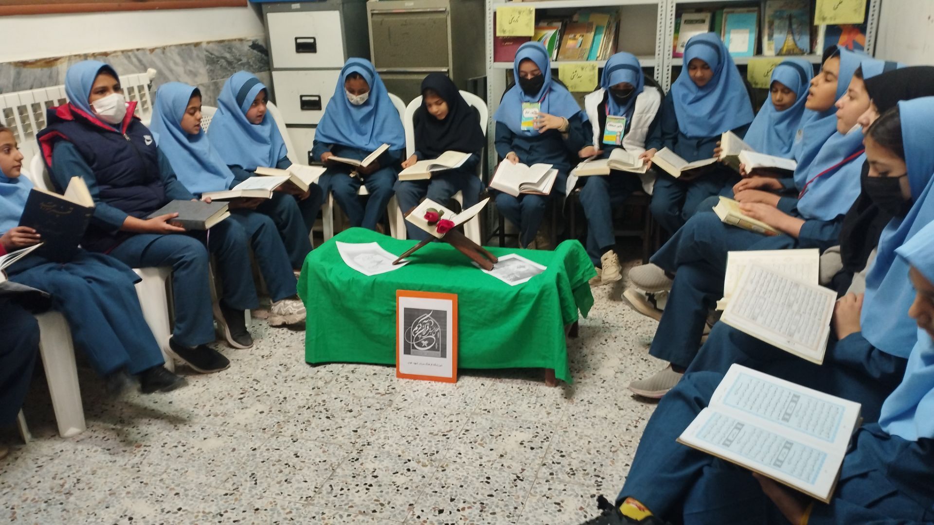 محفل انس با قرآن در آموزشگاه فرهنگ شهرستان خلیل آباد 