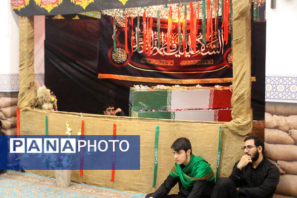 حال و هوای حضور نوجوانان در معراج الشهدای گمنام استان قم