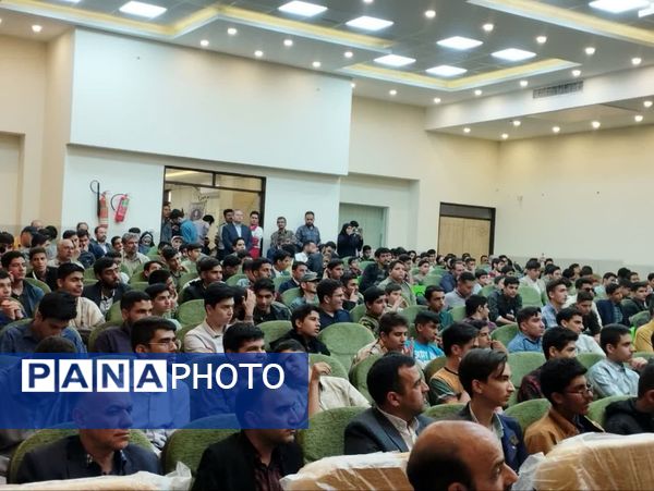 اختتامیه  چهل و سومین دوره مسابقات قرآن، عترت و نماز استان اصفهان به میزبانی کاشان 