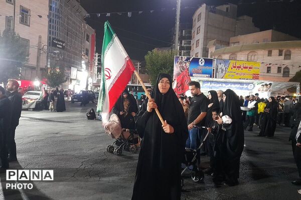 اجتماع باشکوه عظیم مردم غیور شهر قدس در میدان امام خامنه‌ای 