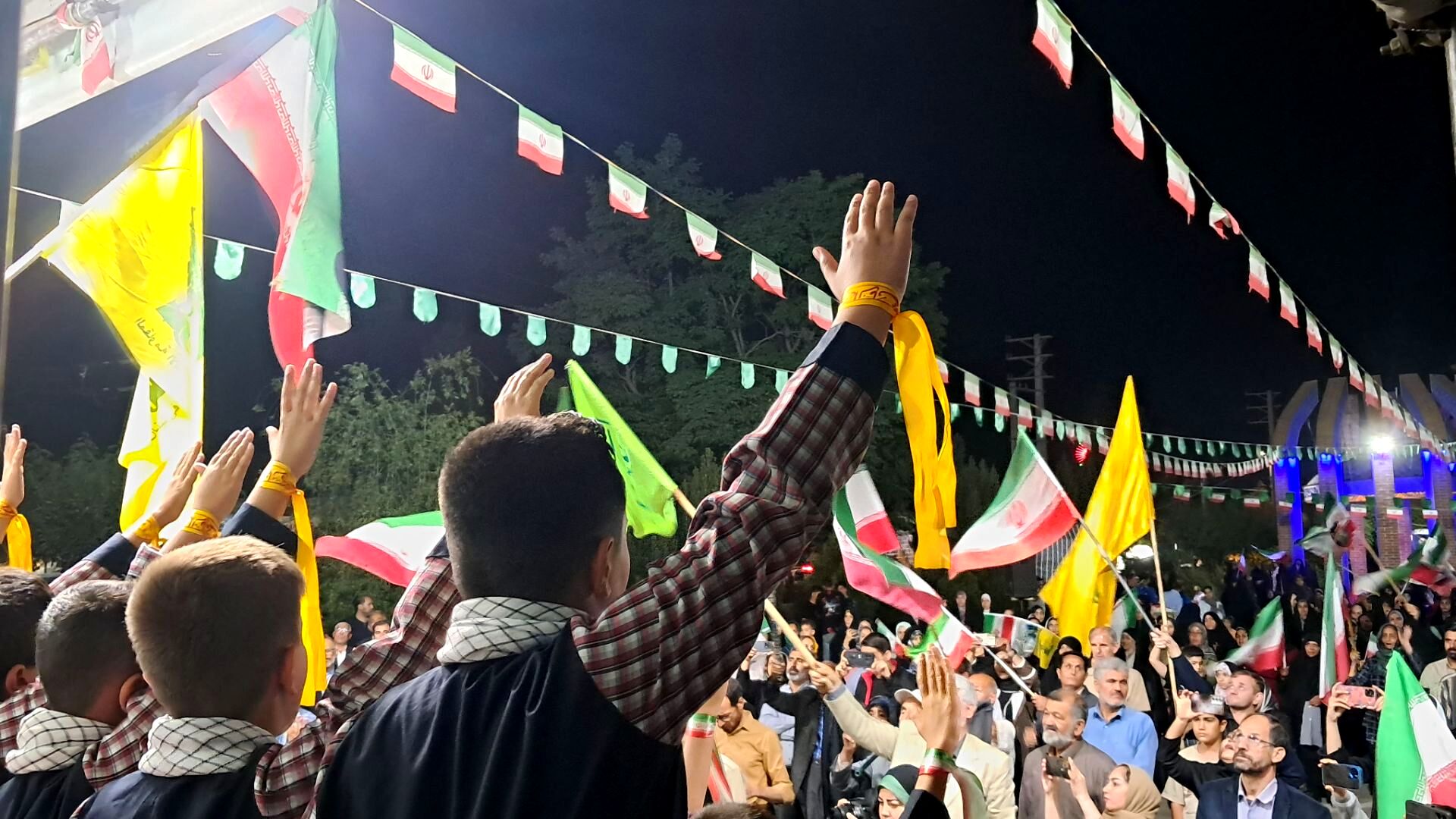 هشتادو هشتمین اجتماع مردمی چهارباغ