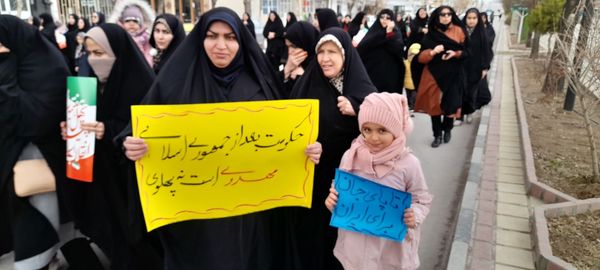 حضور پرشور مردم گل‌تپه در راهپیمایی ۲۲ بهمن