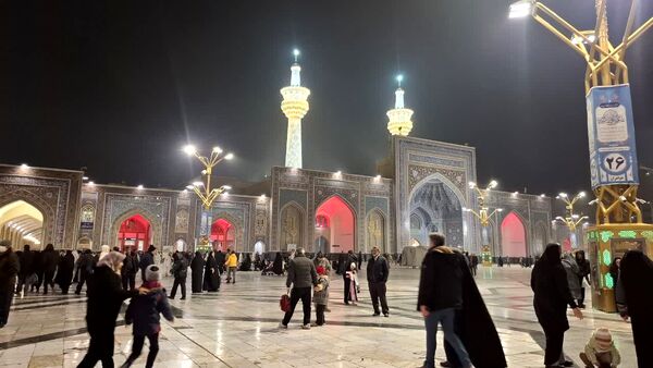 حرم سلطان طوس سیاه‌پوش شد