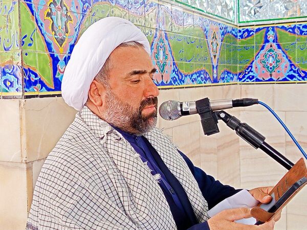 نماز جمعه ای با رنگ خون شهید در کاشمر