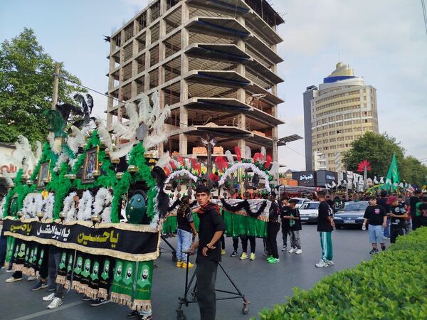 آیین علم‌گردانی ماه محرم در آمل