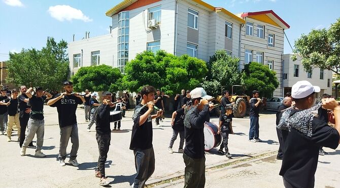 طنین نوای سرخ عاشورا در کوی یکن‌آباد