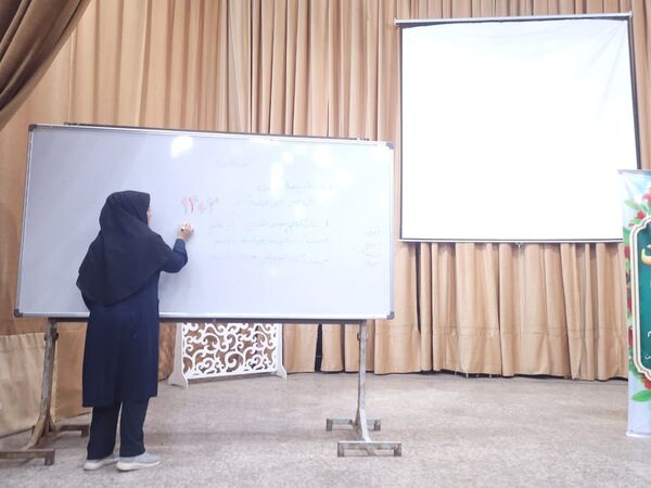 انتخاب دبیر کانون نوجوان پسر محله نظام آباد 
