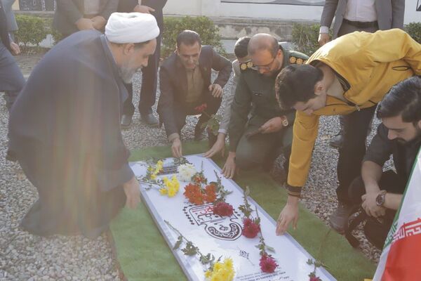 مراسم غبارروبی و عطرافشانی گلزار شهید گمنام دانشگاه فرهنگیان