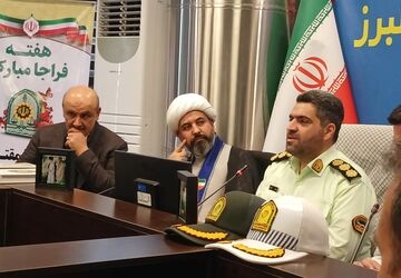 پلیس با آموزش مسائل ترافیکی به دانش‌آموزان فرهنگ ایمنی در تردد را تقویت می‌کند