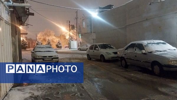 شبی برفی در نیشابور 