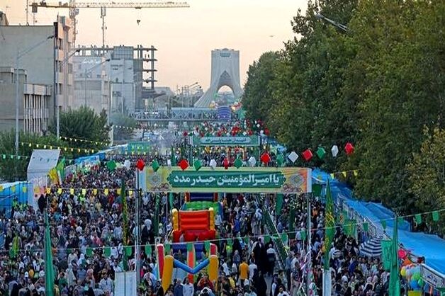 مهمونی ۱۰ کیلومتری غدیر در تهران آغاز شد