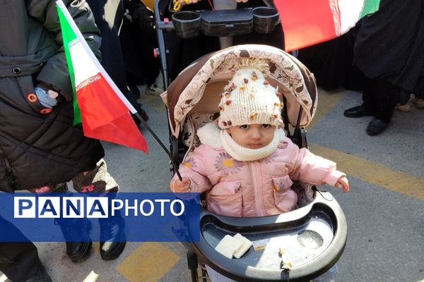 حماسه باشکوه راهپیمایی22 بهمن دراستان اردبیل 