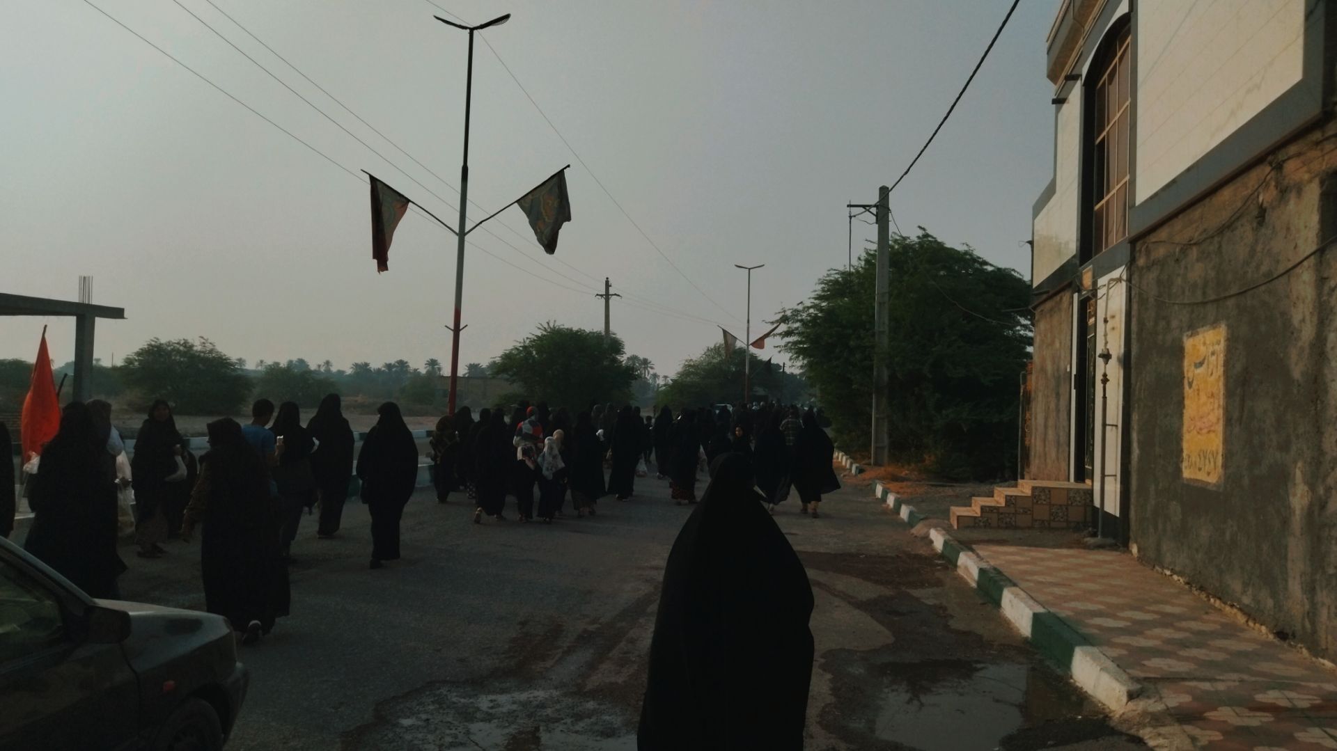 جاماندگان اربعین در مسیر شاه قطب‌الدین حیدر شهرستان رودان