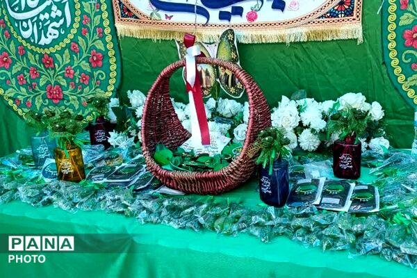 برپایی غرفه های مهدویت، فرهنگی هنری، بهداشت - سلامت، ورزشی و بسیج فرهنگیان در چهاردانگه