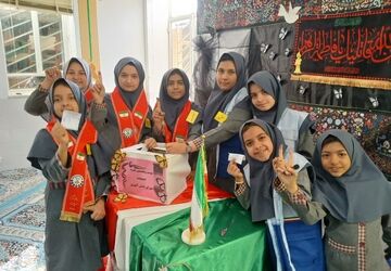 رقابتی سالم، پرشور و هیجان‌انگیز در بین دانش‌آموزان دبستان دخترانه علمدار تفت