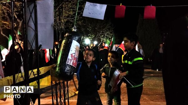 موج چهل و پنجم حضور مردم محله الهیه مشهد
