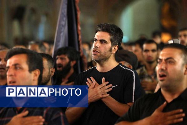 حضور پرشور مردم شهرری در مراسم ارتحال امام خمینی (ره) 