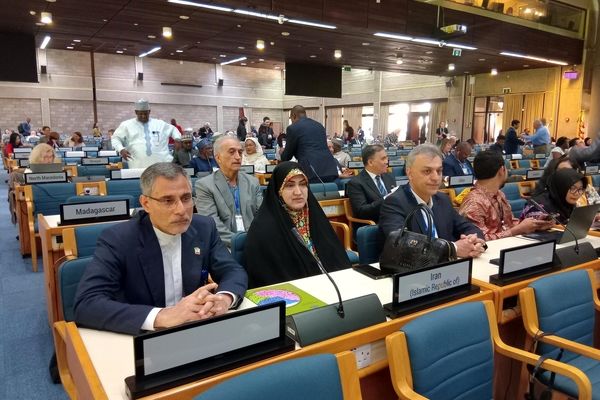 رییس فراکسیون محیط زیست مجلس به نشست پروتکل مونترال در نایروبی رفت