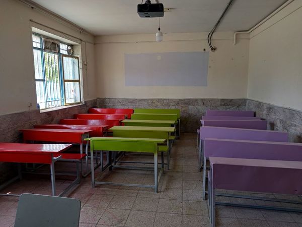 پروژه مهر در دبستان سمیه کاشمر