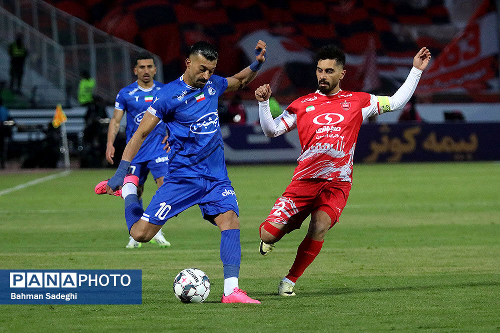 انتقاد کاپیتان از میزبانی خارج از خانه پرسپولیس/ کیفیت تیم ملی افت کرده است