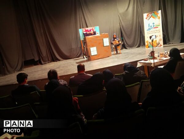 رقابت دانش‌آموزان در بخش هنرهای نمایشی جشنواره «فردا»