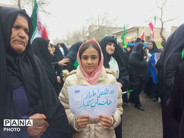 حضور پرشور مردم و نوجوانان خزل در راهپیمایی روز قدس به عشق رهبری و آرمان فلسطین