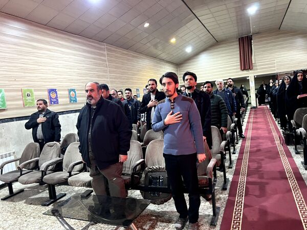 توانمندسازی معلمان برای گفت‌وگو با دانش‌آموزان درباره‌ مسائل اخیر کشور
