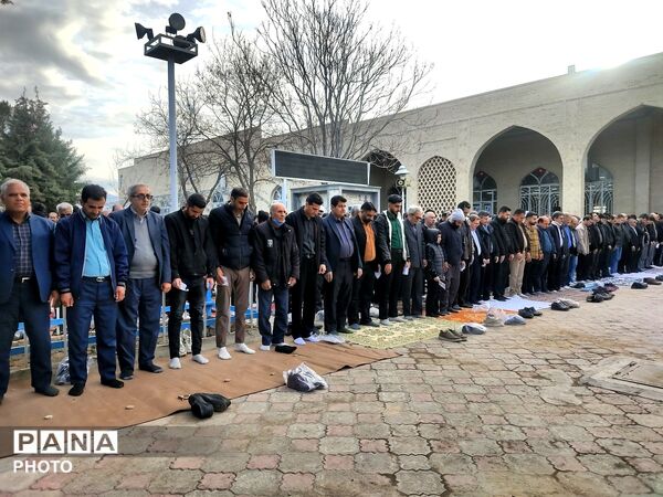 نماز عید سعید فطر در شهرستان کاشمر 