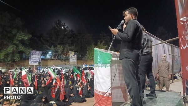 حضور مسئولان شهرستان در شب‌های تجمع؛ همدلی و همراهی در کنار مردم تویسرکان