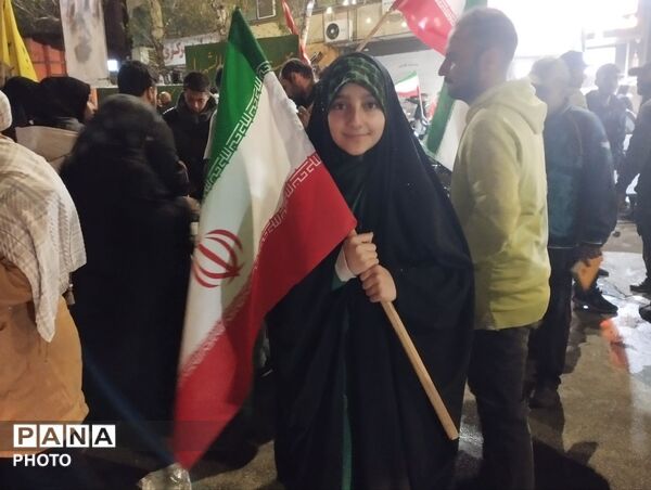 شب میدانداری دختران در خط مقدم