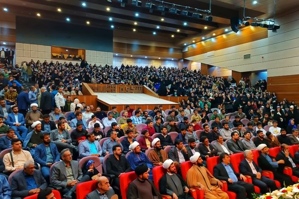 همایش بزرگ «شکوه هجرت» با حضور پرشور دانشجویان و فعالان فرهنگی در دانشگاه یاسوج