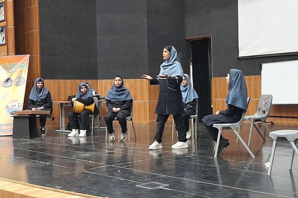  جشنواره «فردا»؛ جایی که خلاقیت دانش‌آموزان شهرقدس به صحنه آمد.