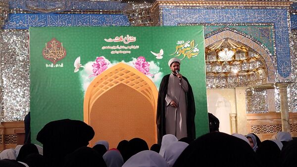 اردوی زیارتی دانش‌آموزان دبستان شاهد حاج تقی آقا بزرگ به حرم مطهر رضوی (ع)