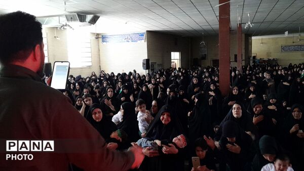  مراسم باشکوه شیرخوارگان حسینی در مسجد جامع درگزین