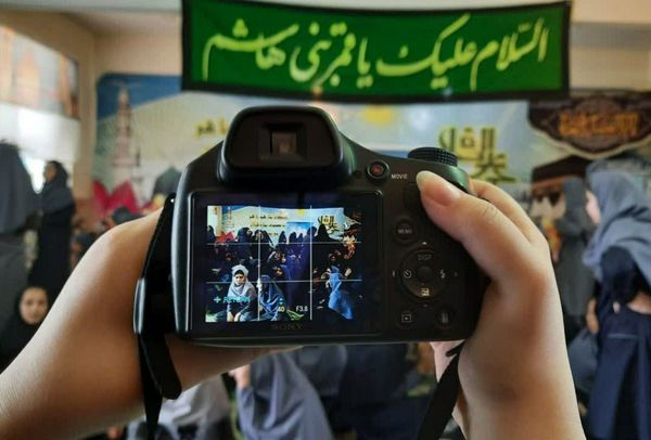 جشن آغاز سال تحصیلی مصادف با میلاد پیامبر(ص) در آموزش و پرورش منطقه ۱۴ تهران