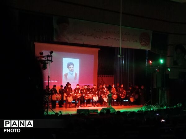 مراسم احیا در شب سوم قدر در فرهنگسرای سیمرغ نیشابور