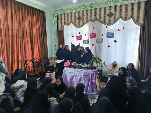 مراسم مهرِ مادرانه در مدرسه برادران رحمانی خلیل آباد