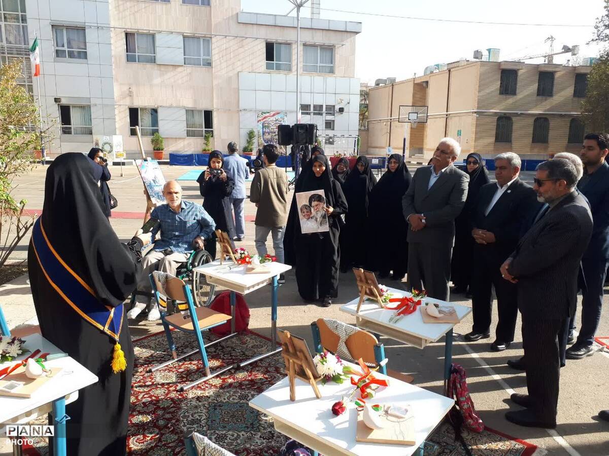 نواختن زنگ مهر در مدرسه سعدی ناحیه سه مشهد