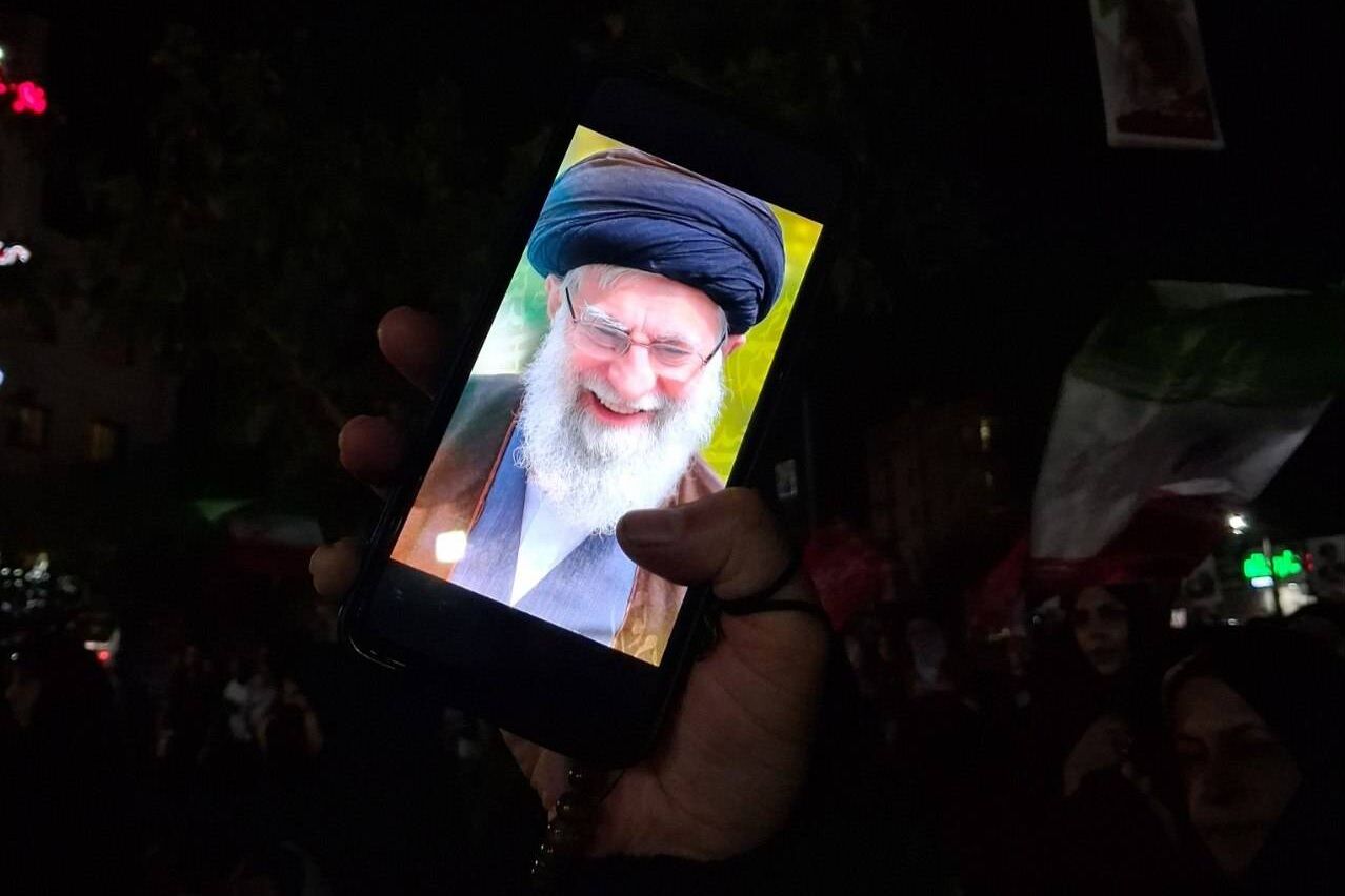 به یاد شهدا؛ برای پاسداشت ارزش‌های دفاع مقدس