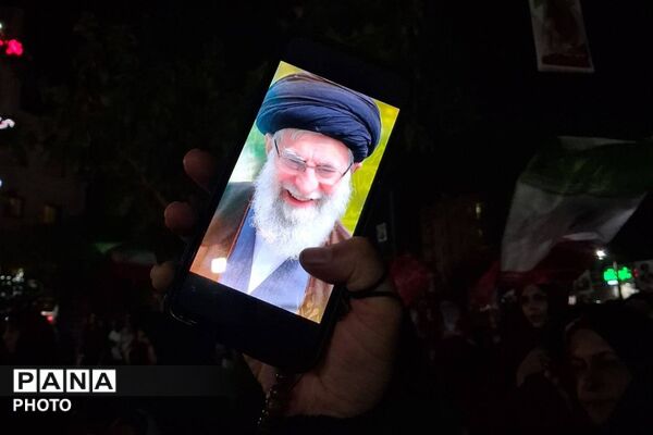 به یاد شهدا؛ برای پاسداشت ارزش‌های دفاع مقدس