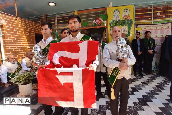 افتتاحیه «دوشنبه های امام حسینی» مدارس ورامین در مدرسه «معرفت نو»
