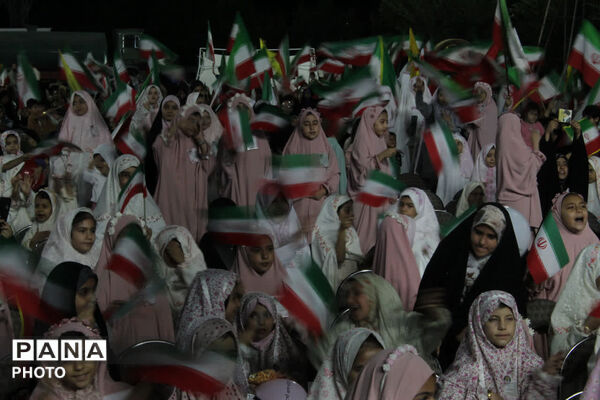 جشن ۲ هزار نفری تکلیف دختران یزد