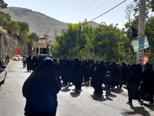 حضور حماسی مردم روستای مارکده در همایش جاماندگان اربعین حسینی