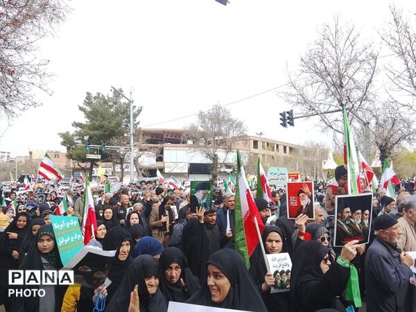  راهپیمایی روز قدس باحضور پرشور مردم نیشابور