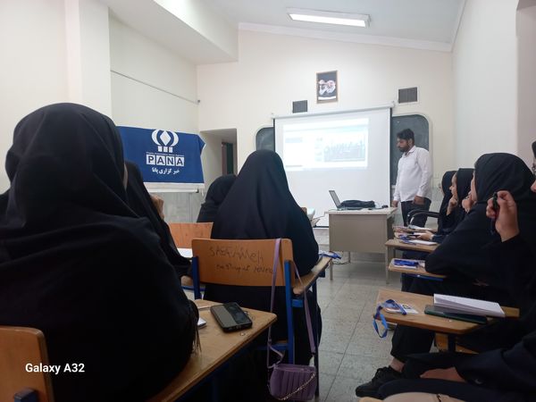 برگزاری اردوی آموزشی خبرنگار دانش‌آموزان منطقه افشار