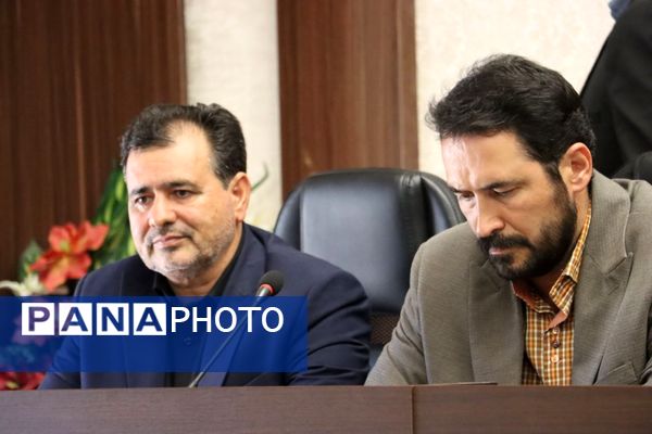 شورای آموزش و پرورش قطب شهید برونسی به میزبانی تربت حیدریه